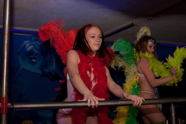 Viva Carnaval w Klubie Chill Out(wystp tancerek)
