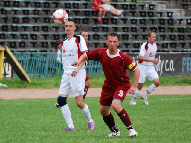 MKS STAR STARACHOWICE KONTRA PIAST OSIEK (0:0)