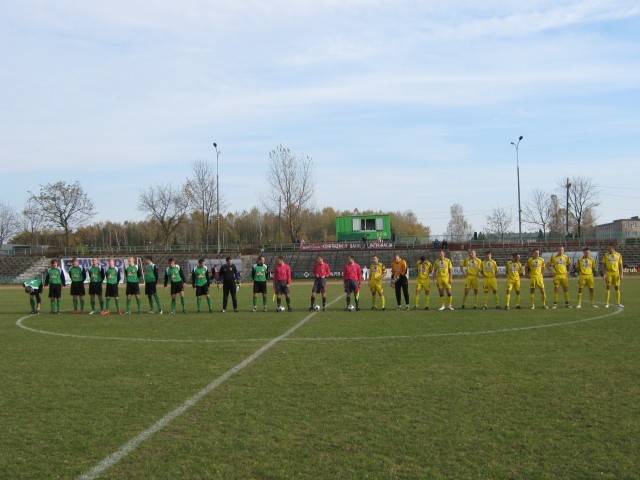 Mecz Juventy Perfopol Starachowice z Naprzodem Jdrzejw