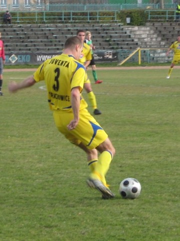 Mecz Juventy Perfopol Starachowice z Naprzodem Jdrzejw