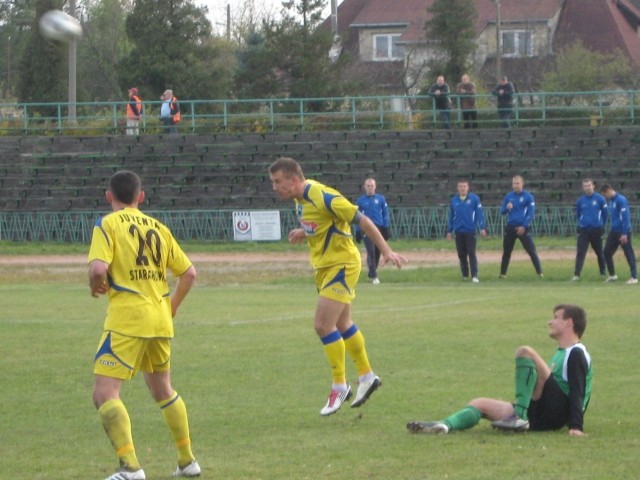 Mecz Juventy Perfopol Starachowice z Naprzodem Jdrzejw