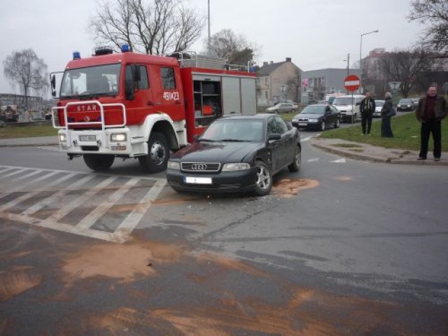 Kolizja na ul. Prymasa S. Wyszyskiego w Starachowicach