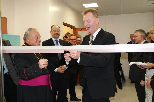 Otwarcie nowej siedziby oddziau kardiologicznego Polsko&#8211;Amerykaskich Klinik Serca w Starachowicach