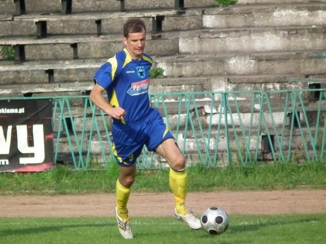 Mecz Juventy Perfopol Starachowice z MKS Stporkw