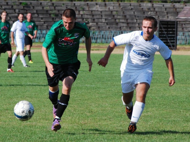 Mecz Staru Starachowice z Wis Nowy Korczyn (1:0)