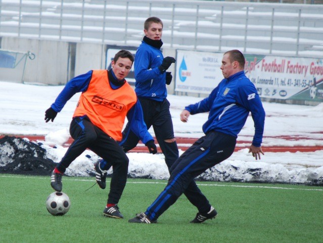 Juventa Starachowice przegraa w sparingu 0:2 z warszawskim Ursusem