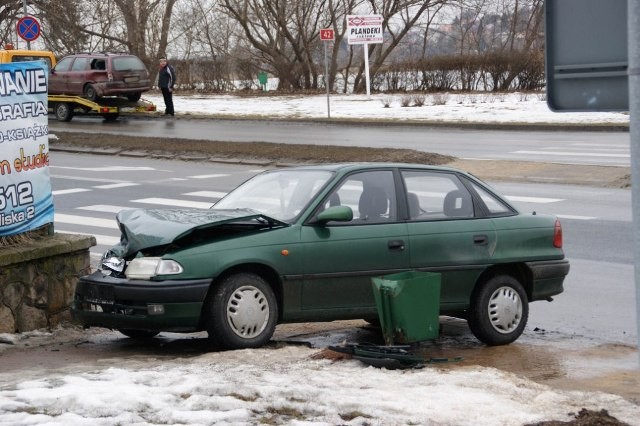 Stuczka na skrzyowaniu ulicy Radomskiej z Alej Wyzwolenia w Starachowicach