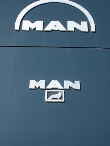 MAN