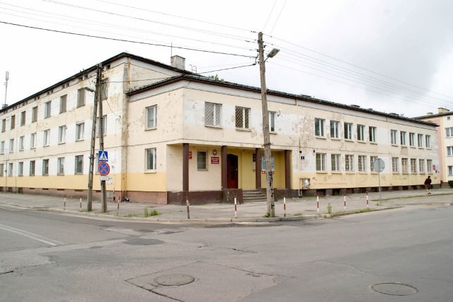Powiat chce sprzeda sw by siedzib. Na budynek przy ulicy Mrozowskiego ogoszono ju przetarg. Cena wywoawcza to 4 mln 800 tys. z.