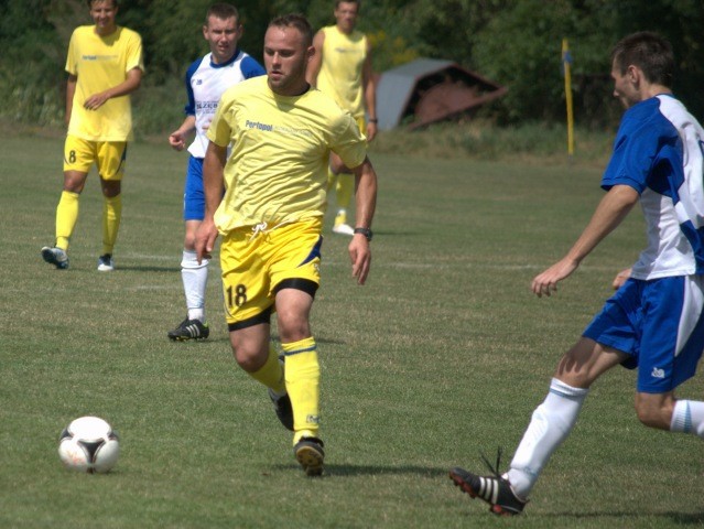 Juventa Starachowice pokonaa w ostatnim sparingu Kamienn Brody 1:0. Jedyn bramk dla starachowiczan zdoby w 70. minucie spotkania Dariusz Andua.