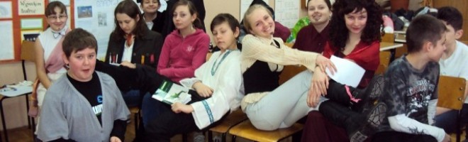 1 marca br, uczniowie klasy Ia Publicznego Gimnazjum w  Krynkach, zaprezentowali na szkolnej scenie inscenizacj fragmentw 