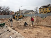 Praca archeologw na starachowickim Rynku